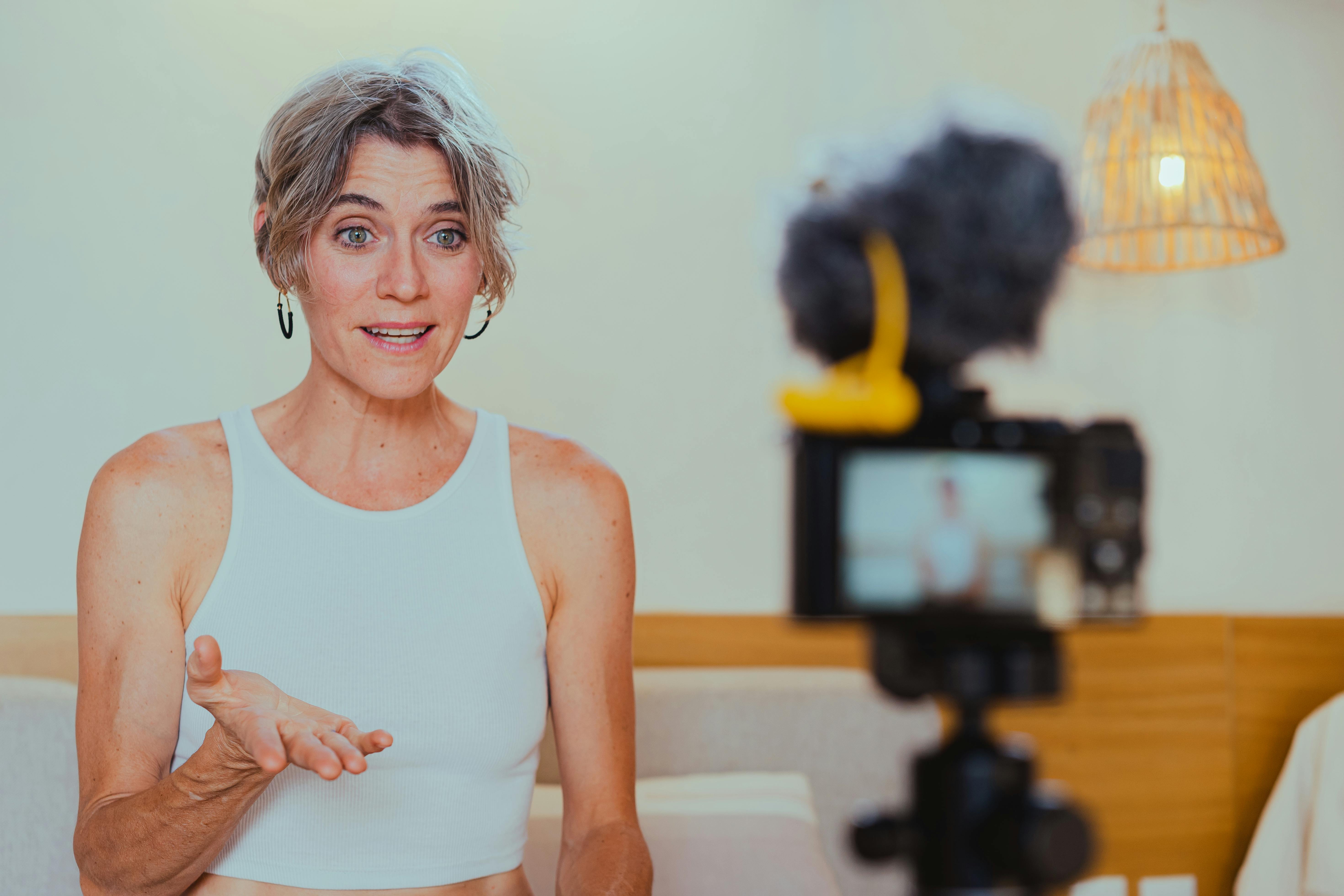 Mastering YouTube Communication Skills: Speak with Confidence & Engage Your Audience
